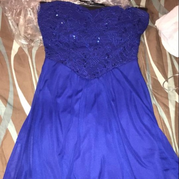 Blue high-lo gown - Picture 1 of 3